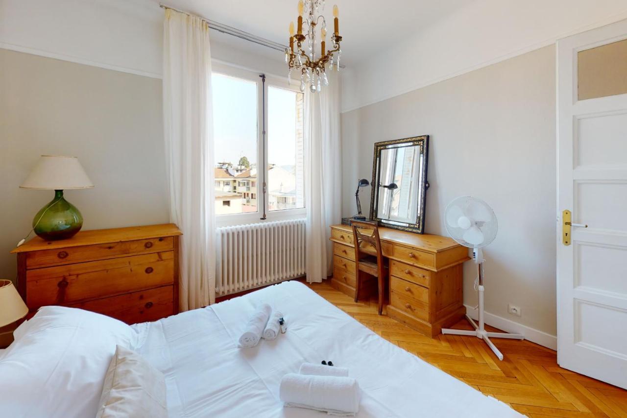 Le Sommeiller 35 - Appartement Pour 4 Personnes A Deux Pas Du Lac Annecy Eksteriør bilde